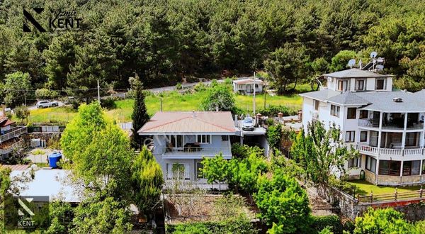 Bornova Çiçekliköy Satılık Bahçe 1.000 M2 | Müstakil Ev 2 Katlı