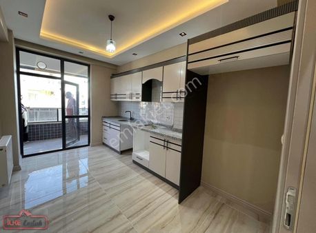 ****ilke Emlaktan****akbayır Mah Arakat 2+1 Sıfır Lüks Daire