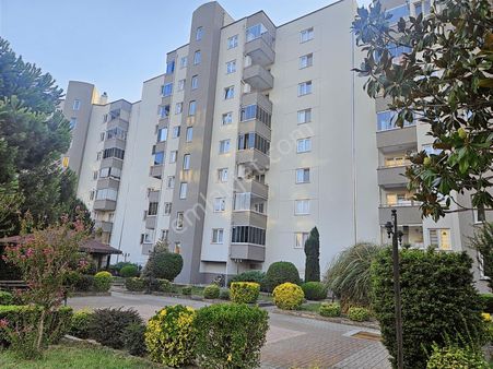 Remax Leon Emir Koop İ.ö.o Yakını Yüzüncüyıl 4+1 Arakat Daire