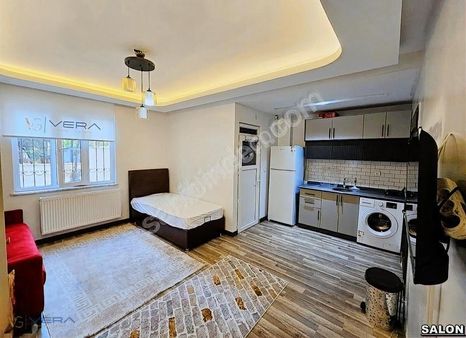 Yeditepe Memur Binasında Satılık 1+0 Bakımlı Daire