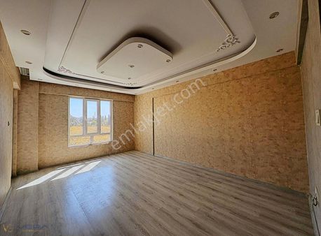 Vera Gayrimenkul'den Alpaslan 2'de Kiralık 2+1 Bakımlı Daire