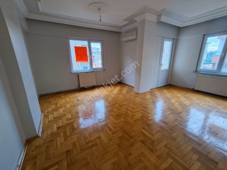 Güneyden Öz İş Bloklarında 3+1.120m2 Kiralık Daire