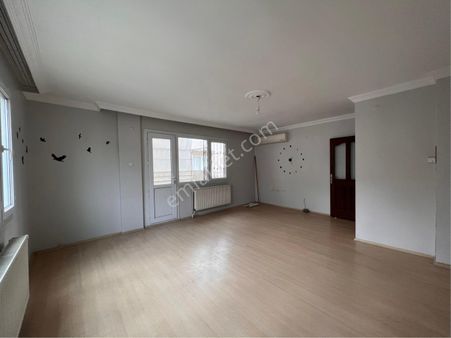 Buca Barış Mahde 3+1 125m2 Dgazlı Bakımlı Satılık Daire
