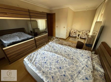 -merkezi Konumda Eşyalı Daire Güney Cephe Otoparklı-üst Kat-