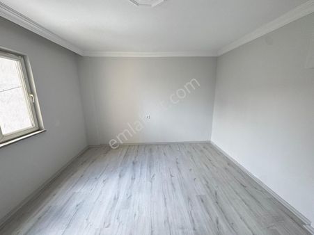 🏡 Muradiye Mahallesi 🏡 ✅1+1 75 M2 5katlının 2 ❇️kapalı Mutfak