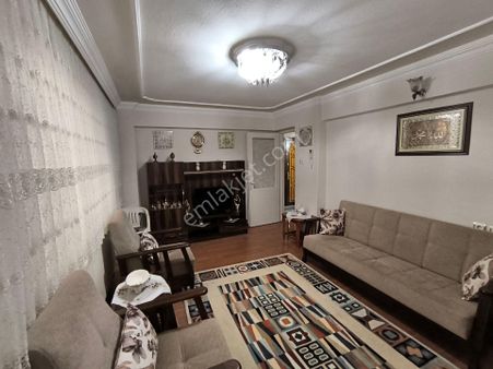 Manisa Şehzadeler Ege Mah.1.balkon 3+1 125 M2 Kombili 0.000