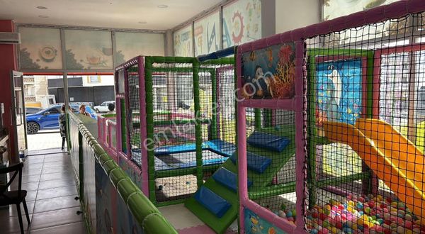 Okulların Yanında, Köşebaşı Devren Kiralık Kafe Ve Oyun Parkı