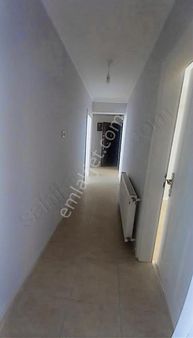 Cadde Üstünde Net 140m²'lik Ara Kat Kupon 3+1