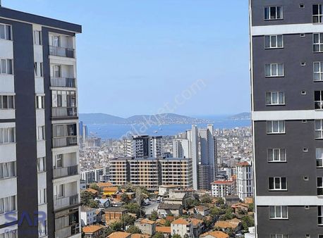 Manzara Kartal'da Adalar Manzaralı Satılık 2+1