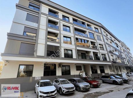 2 Karşıyaka Demirköprü İzban Yakını Satılık 2+1 Daire