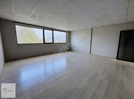 Invest Global'den Kullar Fabrika Bölgesinde Kiralık 1070m2 Depo