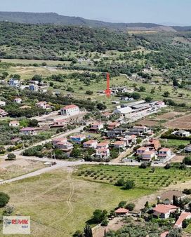 7 Remax Best'ten Yeni Foça Kozbeylide İmara Yakın Tarla