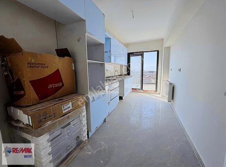 36 Hakan Büyük"ten Ordu Bulvarı Üstü Fore Kazıklı Sıfır Bina 3+1