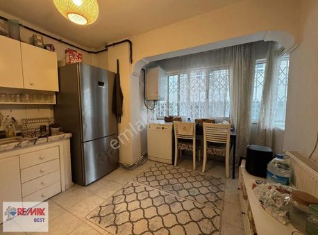 15 Hakan Büyük"ten Bahriye Üçok Mahallesinde 3+1 Ara Kat Daire