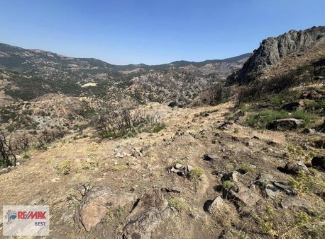 3 Karşıyaka Sancaklıda Köye 150 Metre Fırsat Tarla