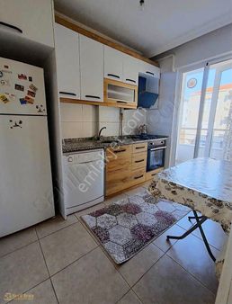 Seçil Bora'dan Kiralık Eşyalı 1+1 Daire