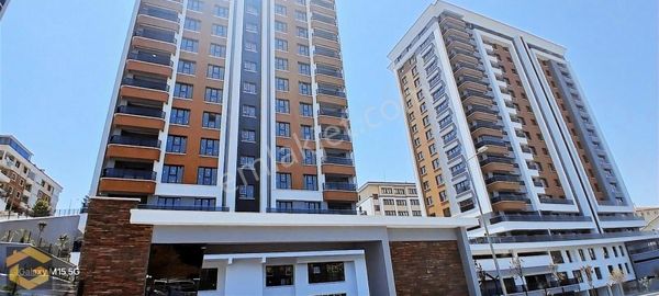 Vestra Sitesinde Satılık Lüks 3+1 Katta