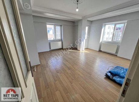 Net Yapı'dan Çift Balkonlu 90m2 Satılık Ara Kat Daire