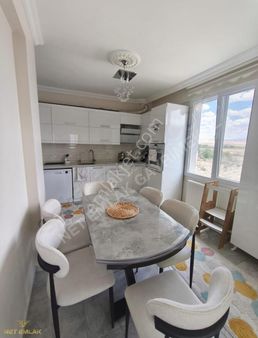 Net Emlak'tan Kemerhisar'da Satılık İç Yapılı 2+1 Satılık Daire