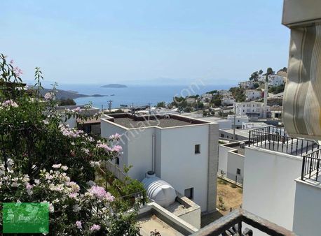Gümüşlük Koyunbabada Deniz Manzaralı Taş Villa