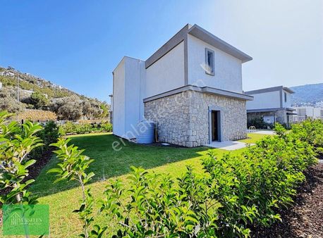 Denize Yürüme Mesafesi 4+1 Villa