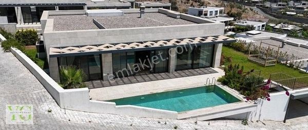 Bodrum Yalıkavakta Müstakil Havuzlu Modern Villa