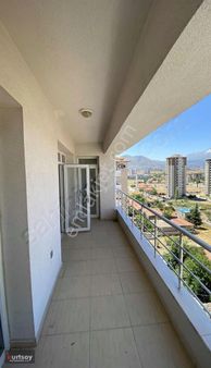 Kurtsoy'dan Yıldırım Beyazıt Mah. Golden City6 Satılık Daire