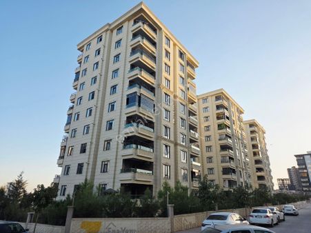 Karaköprü Mehmetçikte Satılık Lüx Full 3+1 Daire