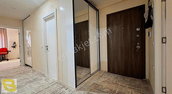 Yeniköy Merkezde Krediye Uygun Satılık 2+1 Yüksek Giriş Daire