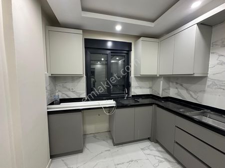 Berapark Gayrimenkul'den Havuzlu Sitede Kiralık Daire