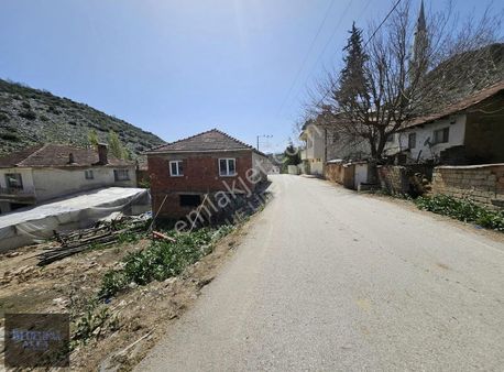 Gürsu Dışkaya'da Köy Merkezinde 2,5 Kat İmarlı Arsa