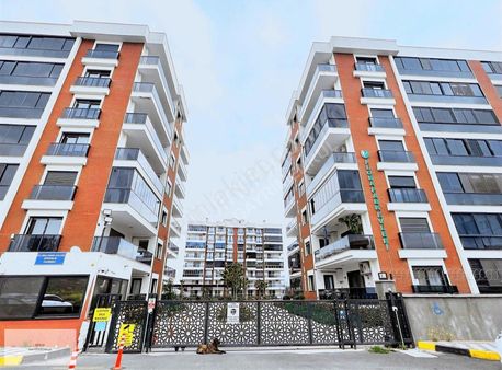 Ulukent Havuzlu Site İçinde Satılık 3+1. Daire