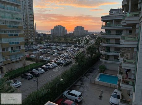 Tuğçe Atmaca'dan Mavişehir Platin Sitesinde Satılık 4+1 Daire