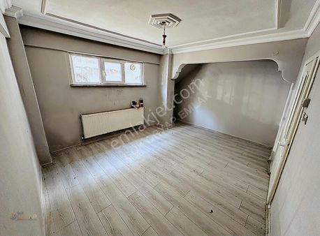 Gök Oryap'tan Satılık Harika Yatırım Fırsatı Boş Bahçeli Daire!!