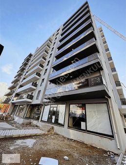 Bayraklı'da Plazalara Komşu 3+1 Satılık Daire