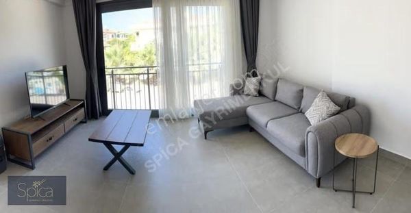 Tovi Franko Dan Çeşme Merkeze Yakın Eşyalı Kiralık 2+1 Daire