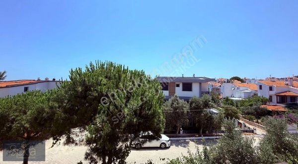 Tovi Franko Dan Çeşme Pırlanta Plajına Yakın Satılık Villa