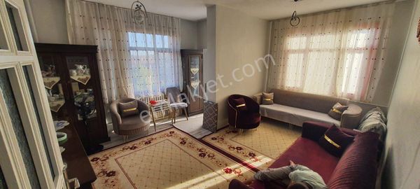 Mehmet Akif Mahallesinde 3+1 Geniş Ve Bakımlı Daire