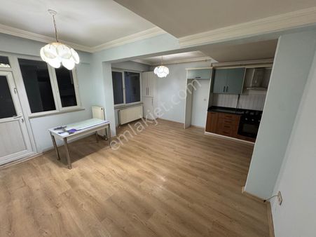 Karaosmanoğlu Ndan Kiralık 2+1 85 Metre Bahçe Katı