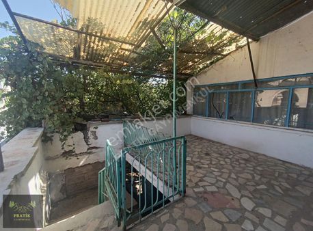 Pratik Den// Ağırnas Da Satlık Tarihi Taş Ev Cadde Üstü