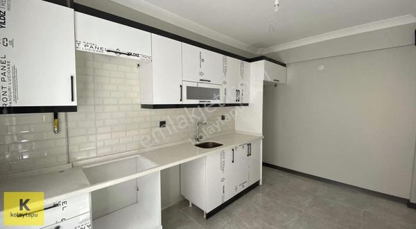 Kolaytapu Çarşı Merkezde Satılık 2+1 Sıfır Lüks Daire