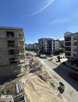 Rönesans Emlak Atakentte Kiralık Eşyasız 1+1