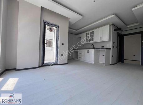 Rönesans Emlak'tan İncesuda 1+1 Kiralık Daire