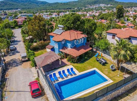 Geniş Bahçe ,çocuk Oyun Alanı {4+1 Villa ,ovacık} Mayıs 15'e Kdr