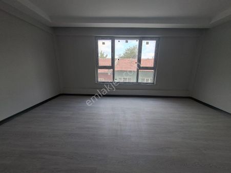 *genç Grup* Esentepe Mah. Ebeveyn Banyolu Yerden Isıtma Lüx 2+1