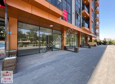 Molla Team'den Marka Değeri Yüksek Konumda Satılık 80 M² Dükkan