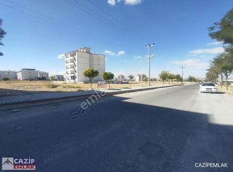Cazip'ten Tek Başına Yapılaşabilir Cadde Üzeri 5 Kat İmarlı Arsa
