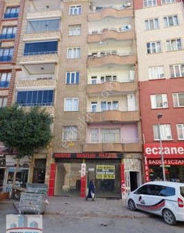 Erkan Emlaktan Cengiz Topel Cadde Üzeri Satılık 2+1 Daire