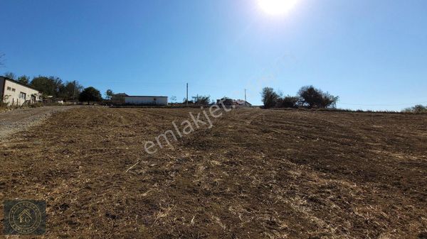 Karaboğaz Emlak'tan Merkez'in Dibinde Satılık Hisse Parseller