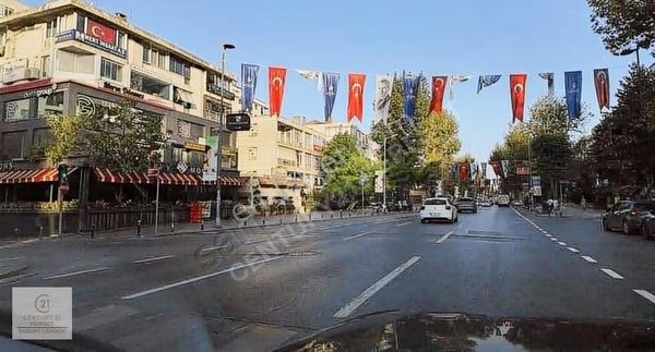 Bağdat Caddesi Üzerinde Devren Kiralık Kokteyl Bar